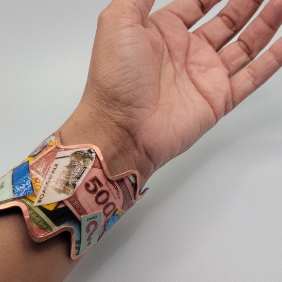 Classic Monopoly Bracelet - Picture 12 of 13